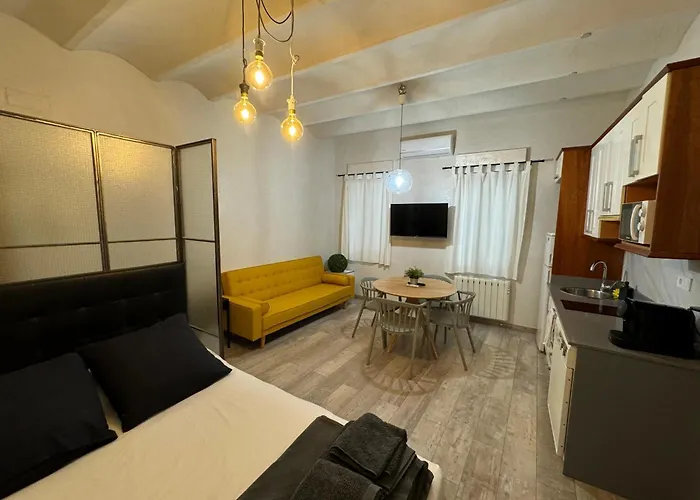 Ama Madrid Santa Ana